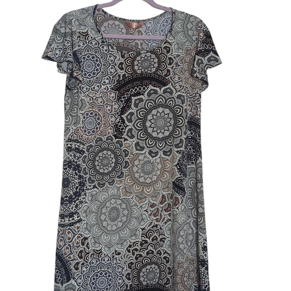 SJS Black and White Patterned Midi Dress - Picture 1 of 6